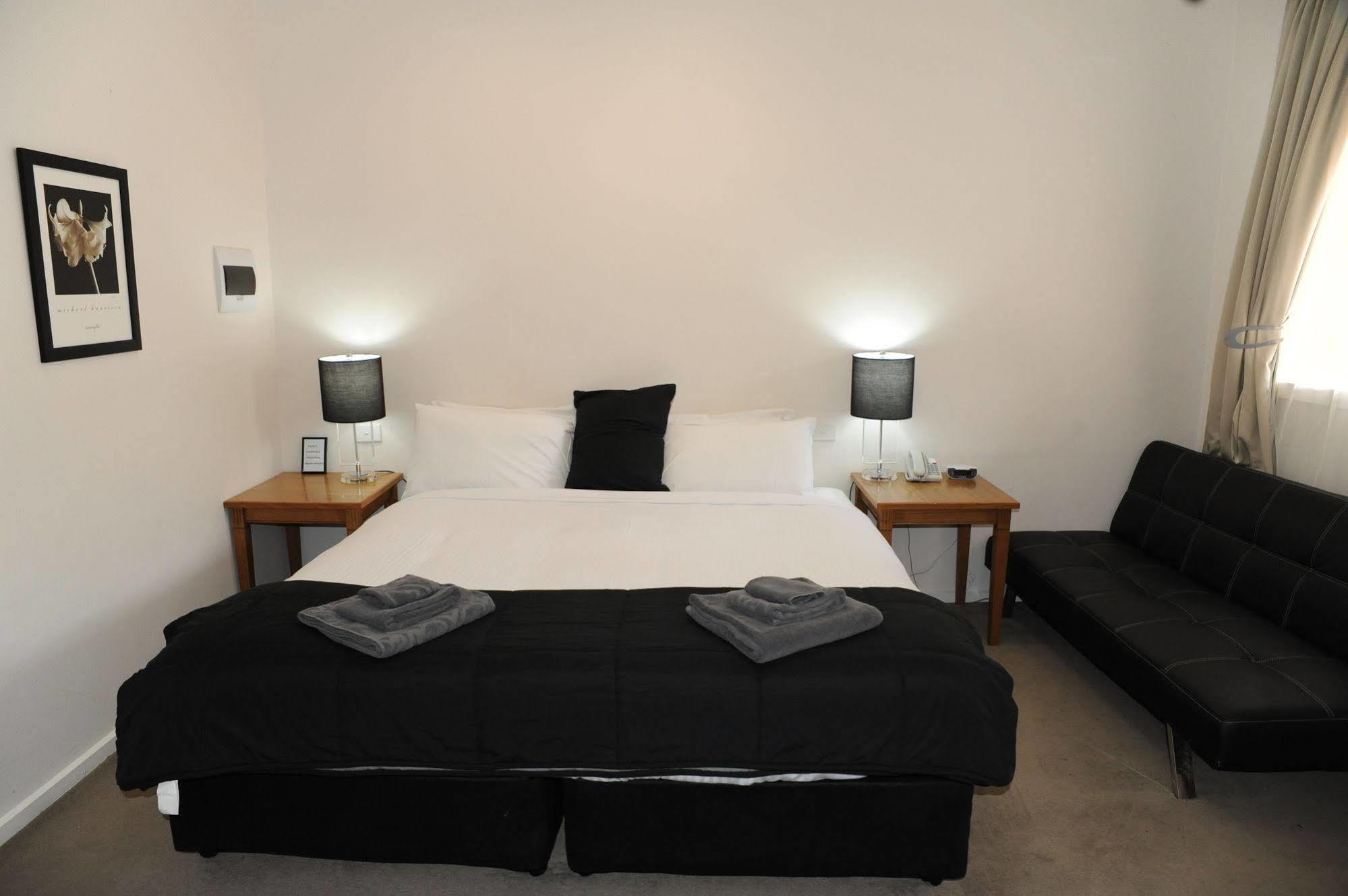 Norwood House Motel & Receptions Mornington Ngoại thất bức ảnh