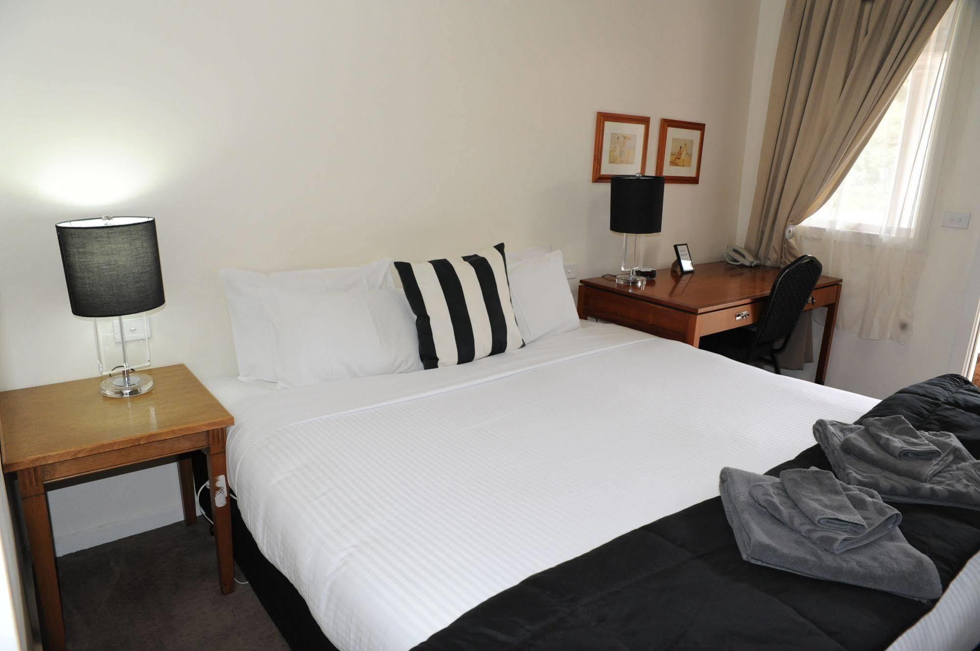 Norwood House Motel & Receptions Mornington Ngoại thất bức ảnh